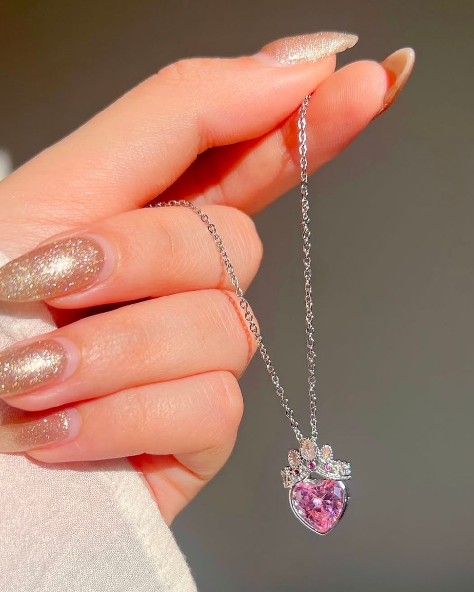 Rapunzel necklace 💖