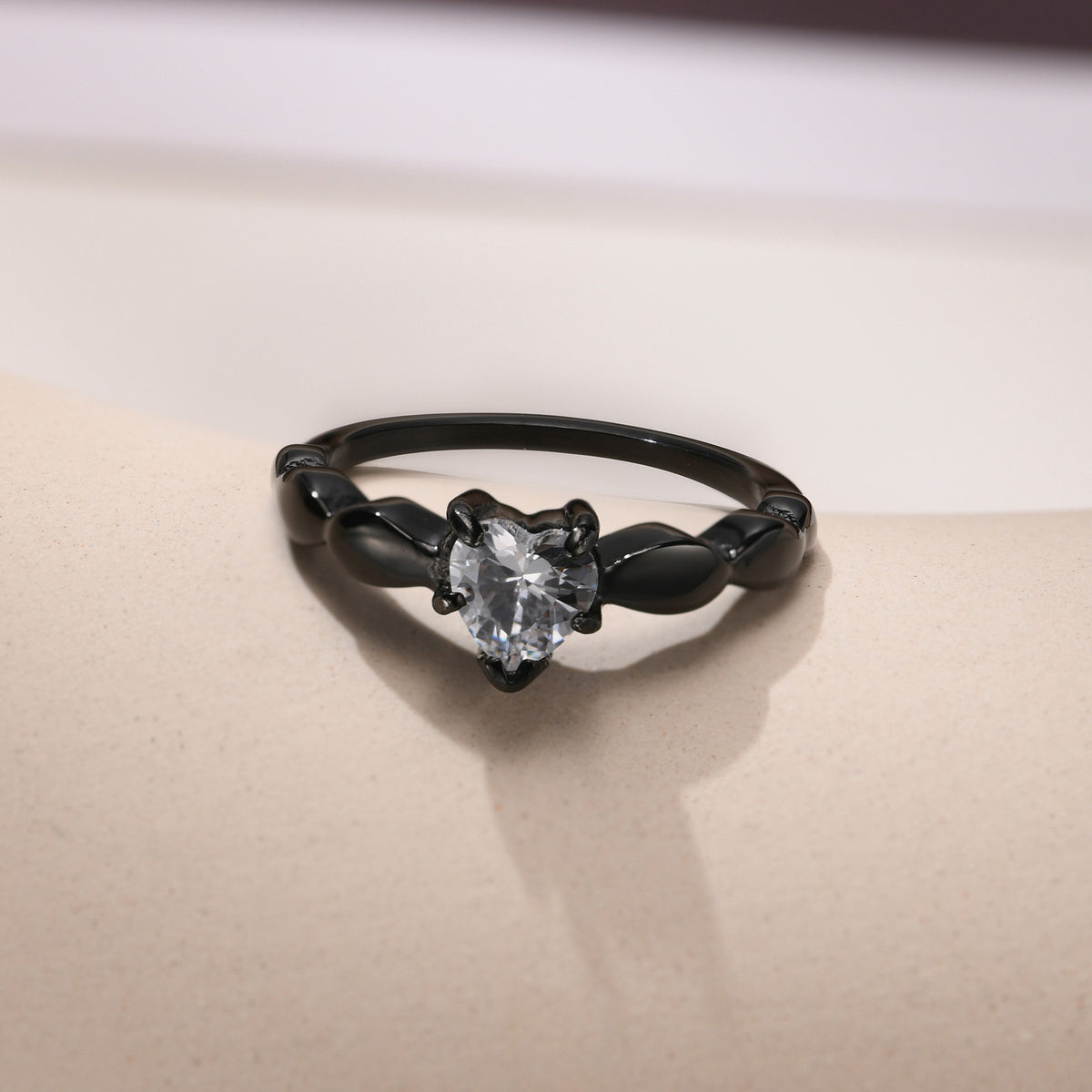 Black promise ring 🖤