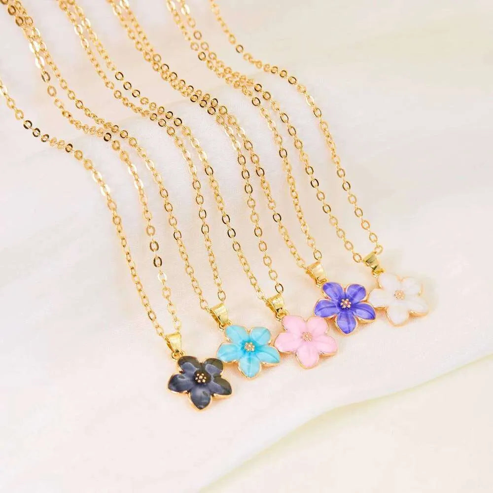 Collar de flor de cerezo 🌸