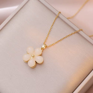 Collar para la ansiedad de flor blanca 🤍