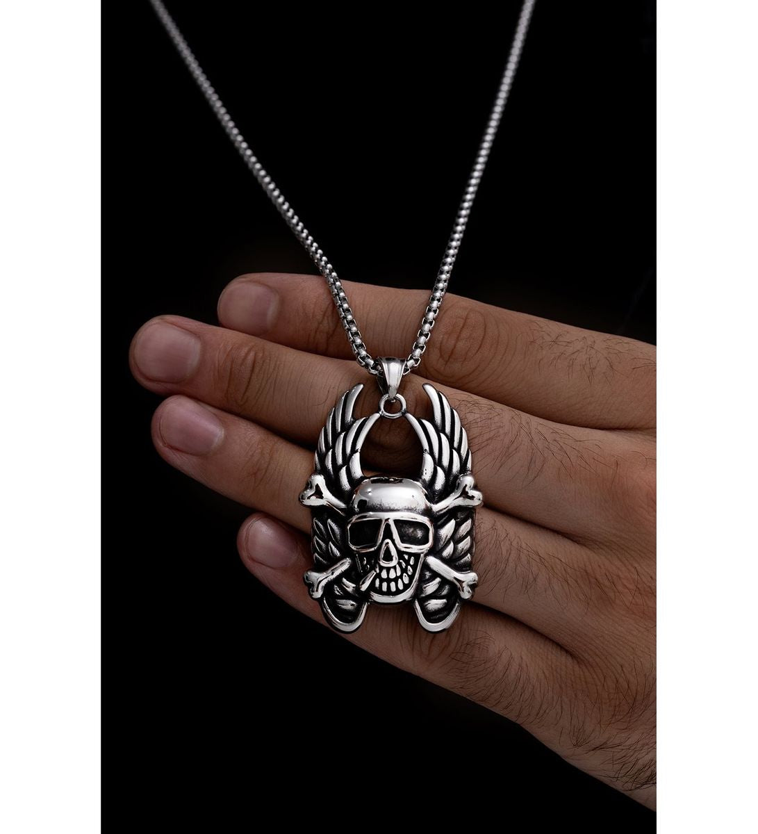 Skull necklace ☠️