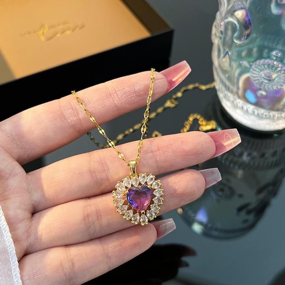 Purple heart necklace 💜