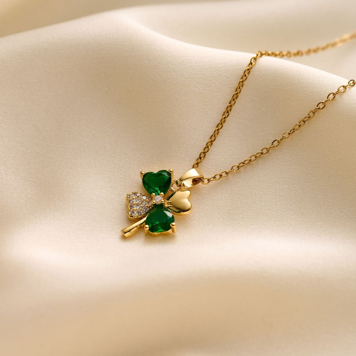 Collar de trébol 🍀