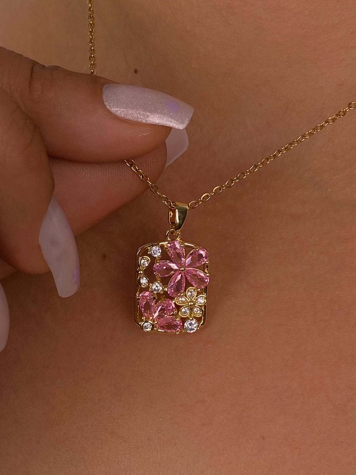 Collar Flowers 🌸