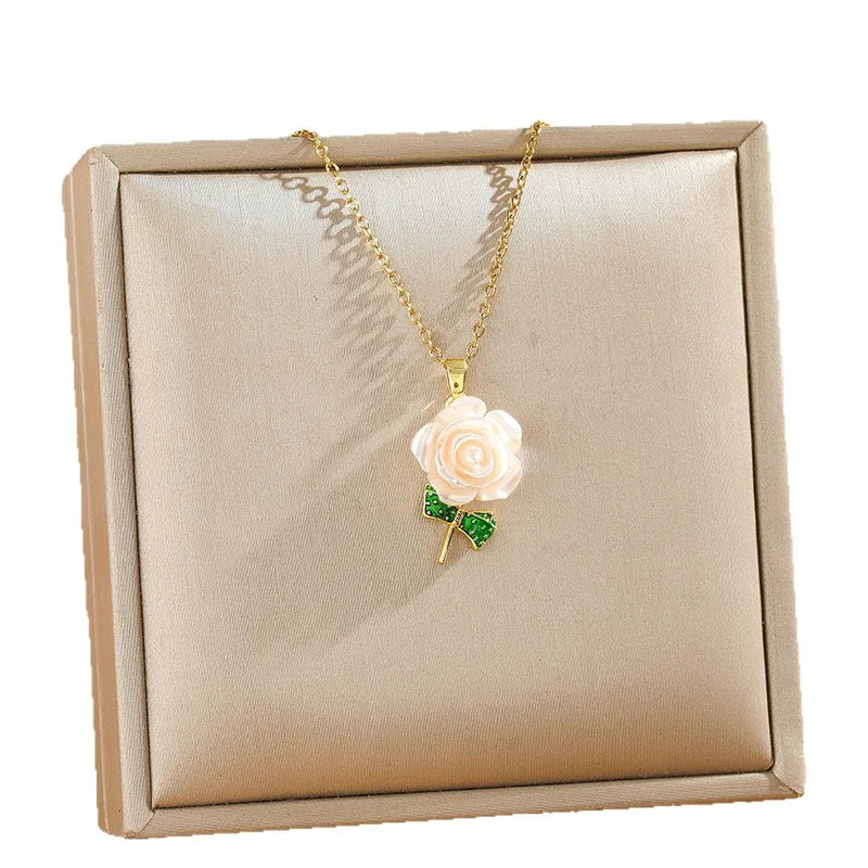 Collar de rosa 🌹