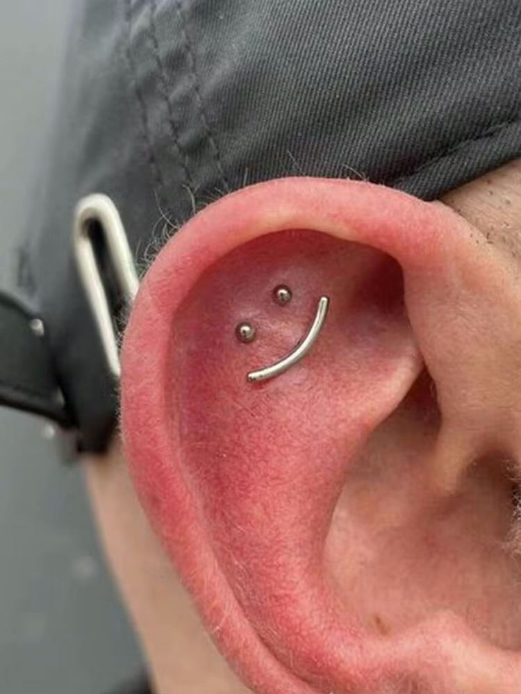 Happy face piercings 😃