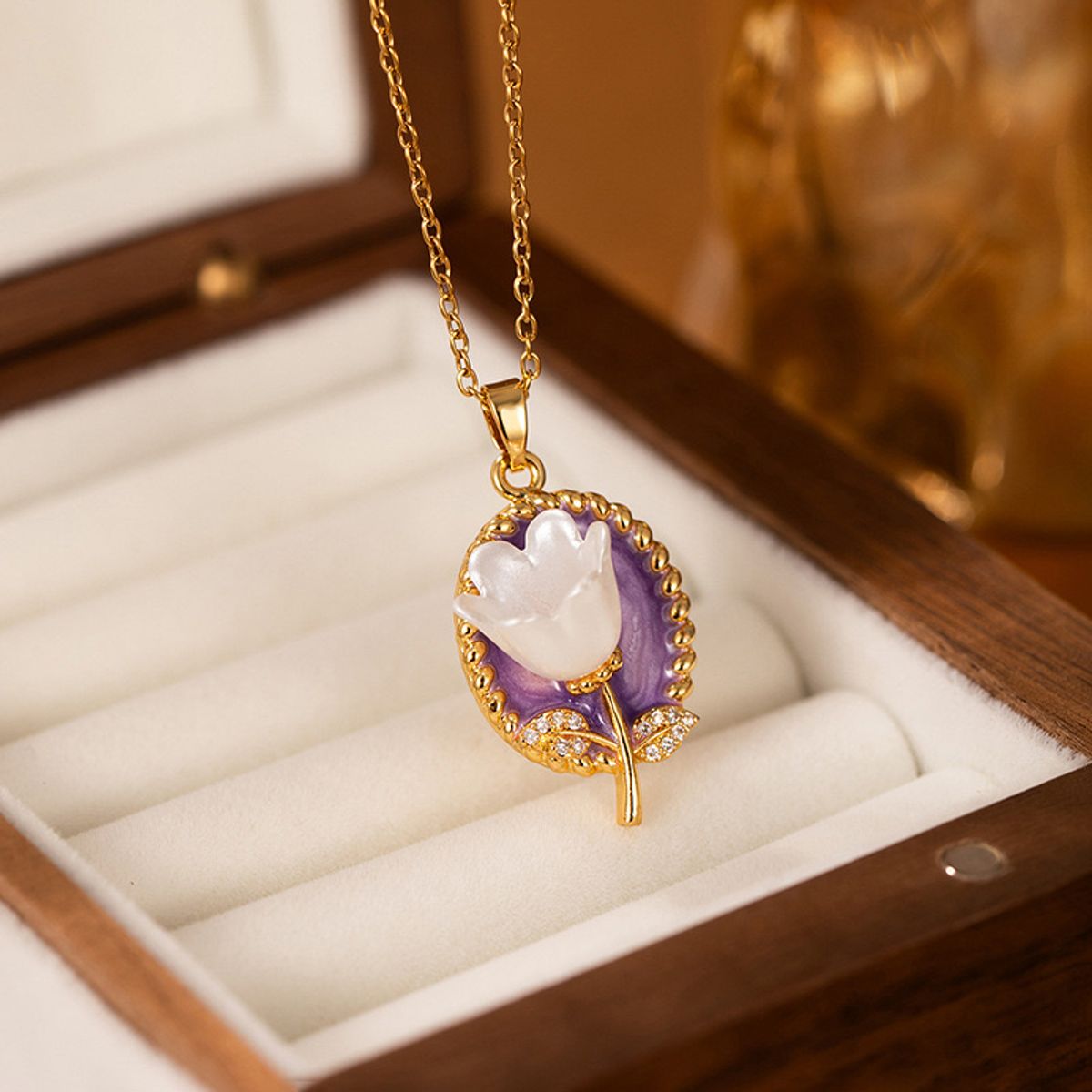 Collar de tulipán vintage 🌷