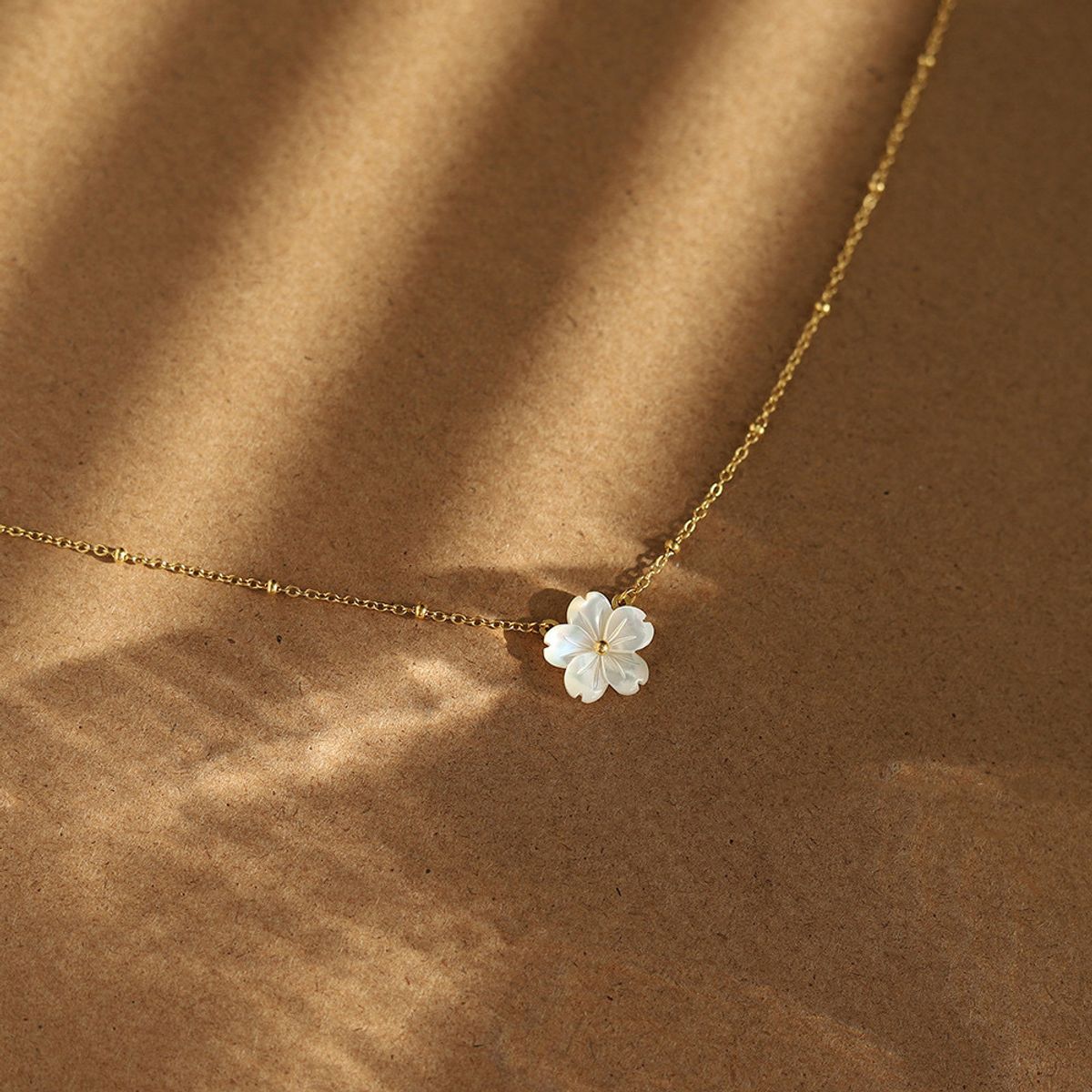 Flower necklace 🌸