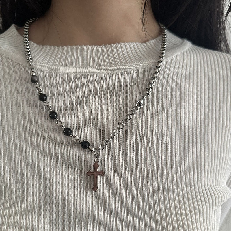Collar de cruz 🖤
