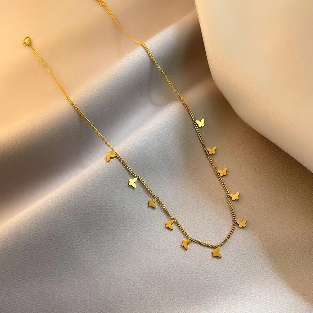 Tini necklace 🦋