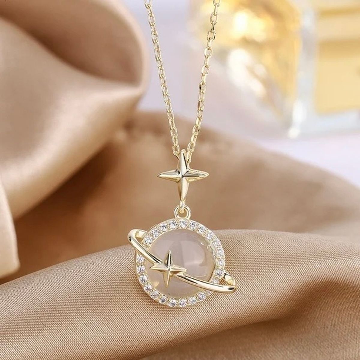 Bianca necklace 🪐