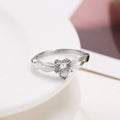 Silver promise ring 🤍