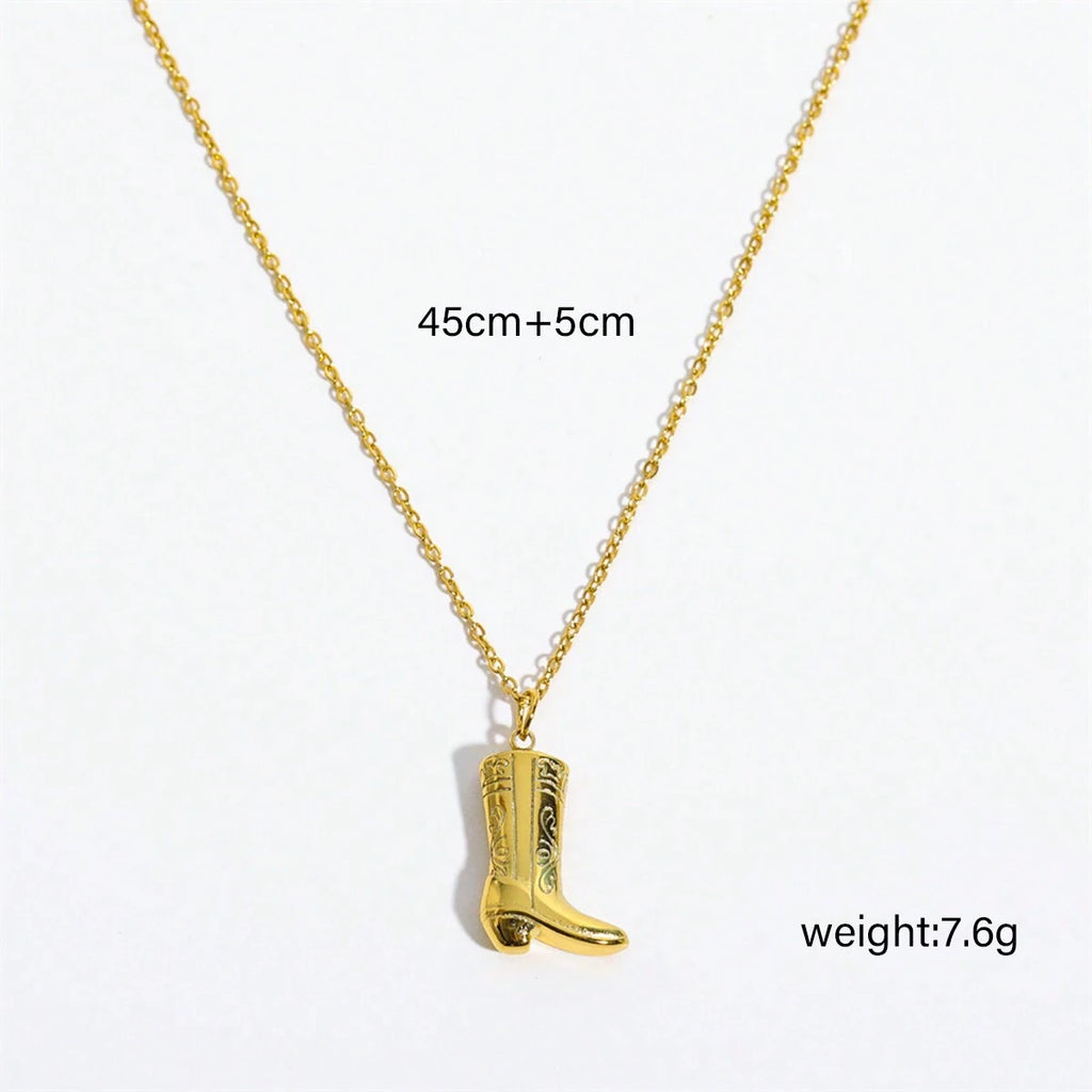 Cowgirl necklace 🤠